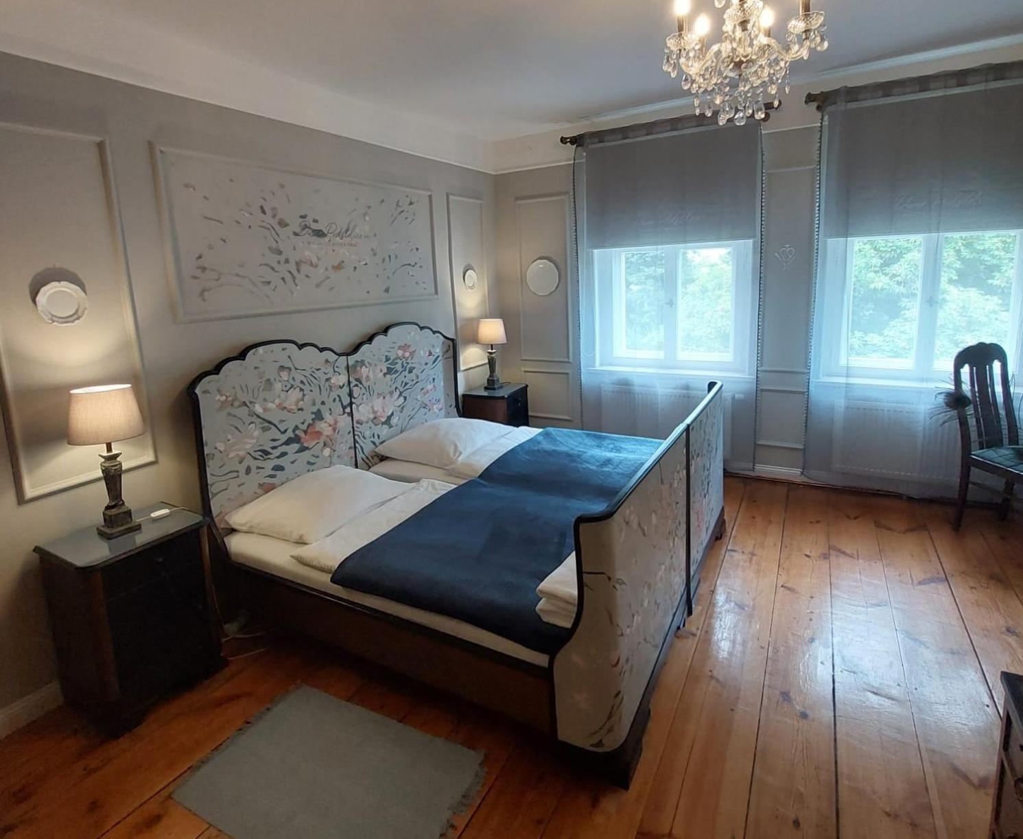 Вилла Dwor Podstolice - House Of Rosenthal Экстерьер фото