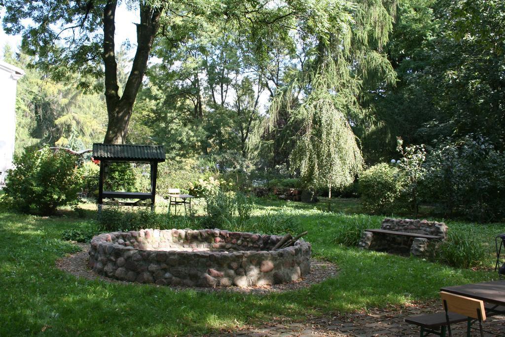 Вилла Dwor Podstolice - House Of Rosenthal Экстерьер фото